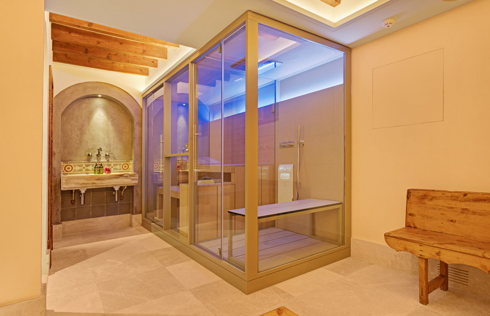 Breakfast and spa experience at Glòria de Sant Jaume