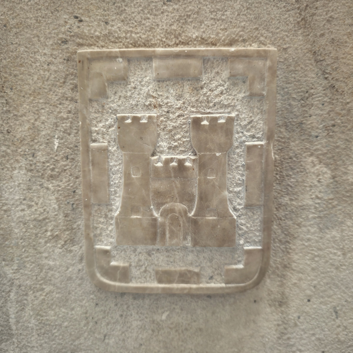 A castle carved in stone at Glòria de Sant Jaume