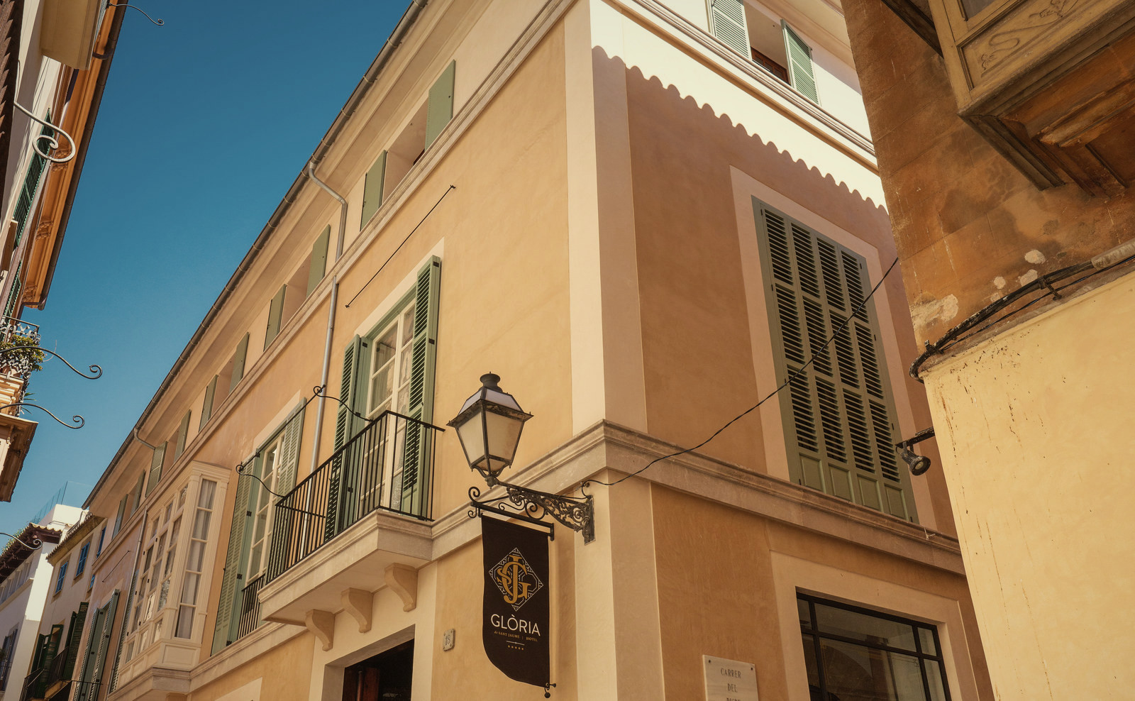 The façade of Glòria de Sant Jaume on Carrer de Sant Jaume, Palma