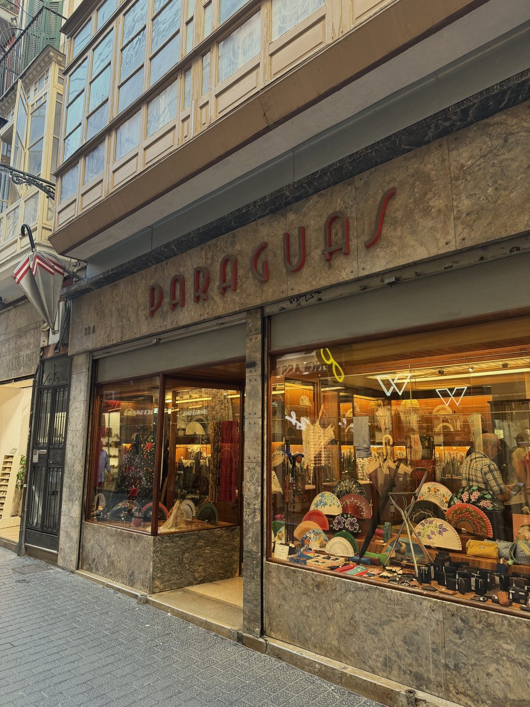 Paraguas, historic umbrella shop in Palma
